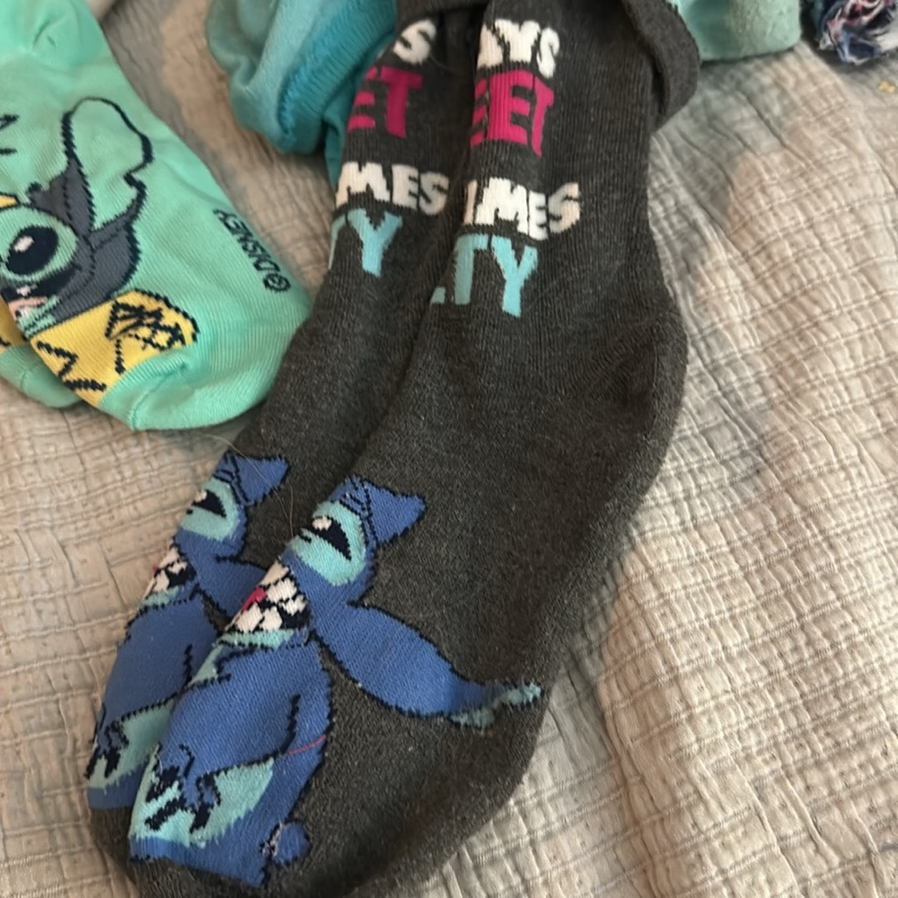 Colorful Assorted Stich sock bundle 𧦠- Picture 3 of 4